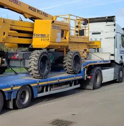 location bobcat Avranches-5