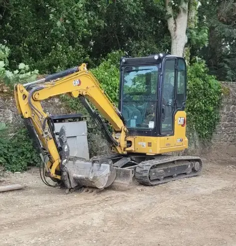 location bobcat à Dinan - image 2