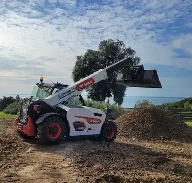 location bobcat à Dinan - image 3