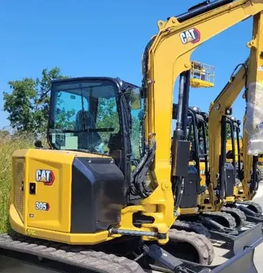 location bobcat à Dinard - image 2