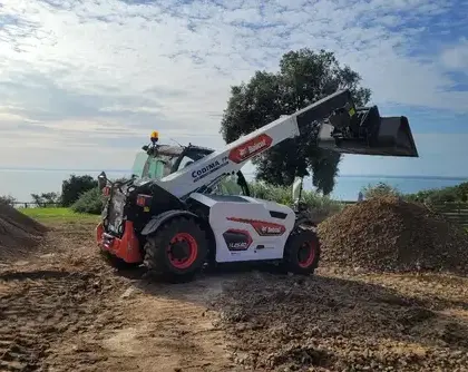 location bobcat à Dinard - image 3