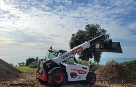 location mini pelle à Combourg - image 4